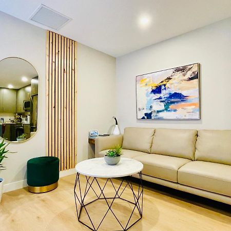 Joe'S Contemporary 2 King Bedrooms Vacation Home In キャンモア エクステリア 写真