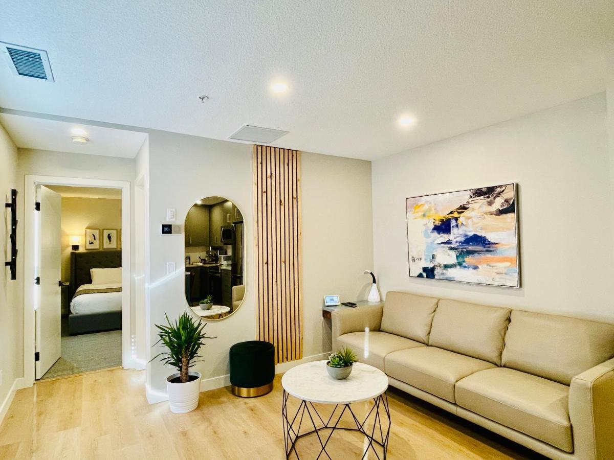 Joe'S Contemporary 2 King Bedrooms Vacation Home In キャンモア エクステリア 写真