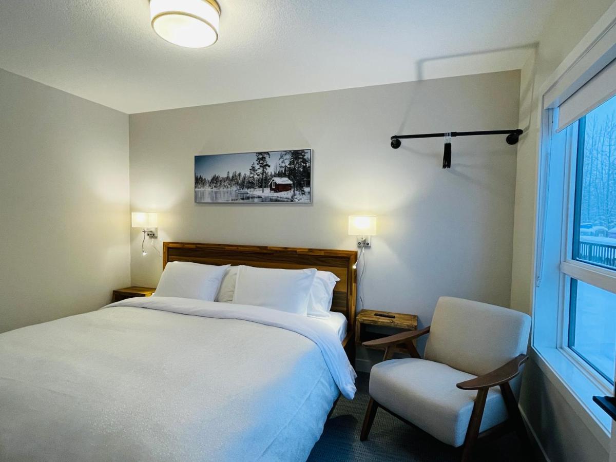 Joe'S Contemporary 2 King Bedrooms Vacation Home In キャンモア エクステリア 写真